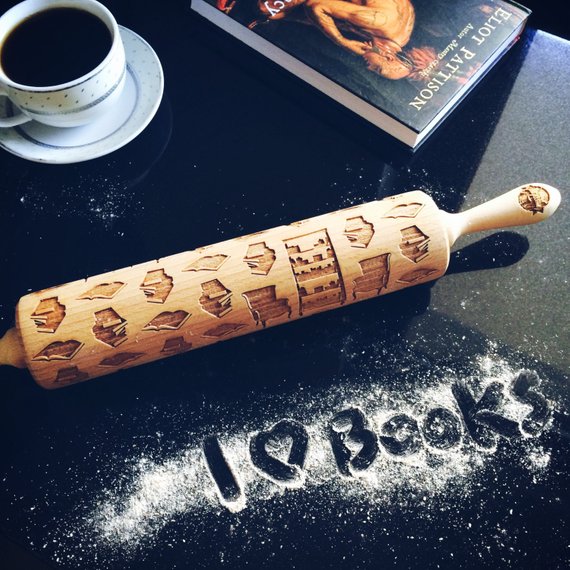 BOOKS ROLLING PIN - pastrymade